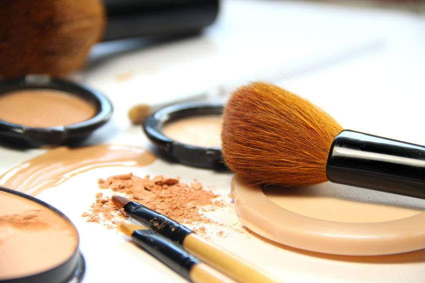 Why face powder can age you by Beauty after forty